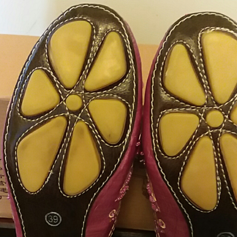 Pink slip on low heel oriental shoes size 39 - Picture 4 of 6